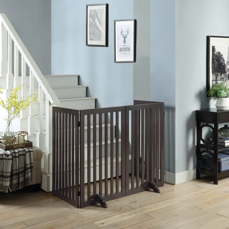 Huron Wood Free Standing Pet Gate with a Pair of Support Feet